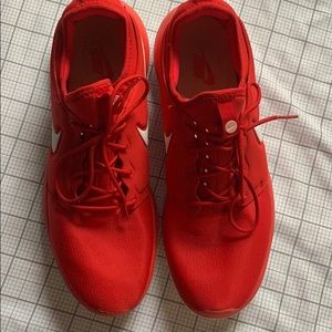 Nike Shoes - Nike Red Roshes Nike Shoes - Nike Red Roshes